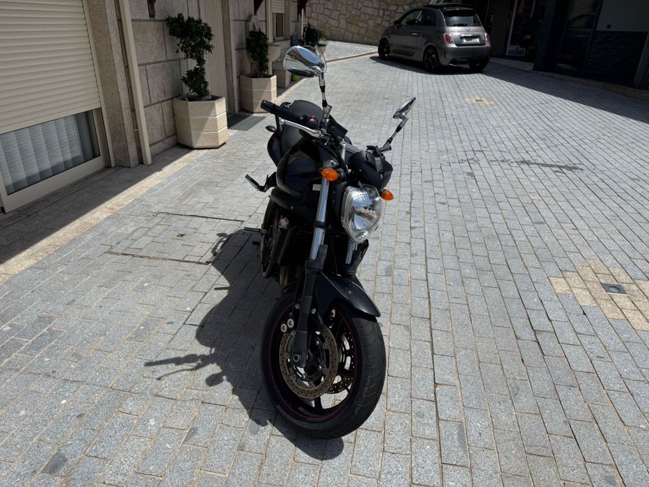 Vendo yamaha FZ6