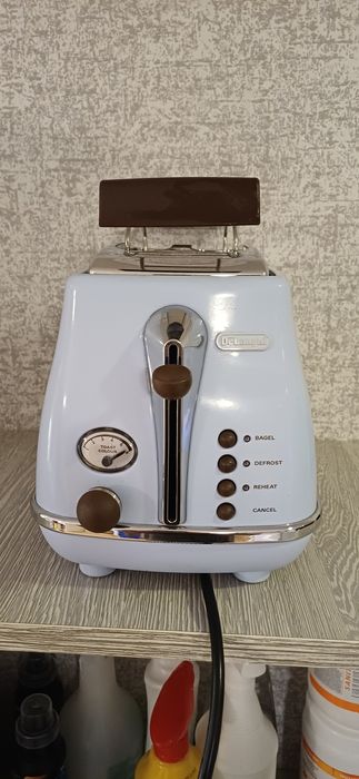 Тостер DeLonghi CTOV2103.