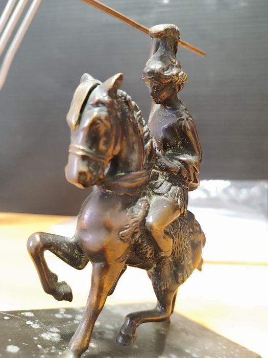 Escultura de bronze século xx