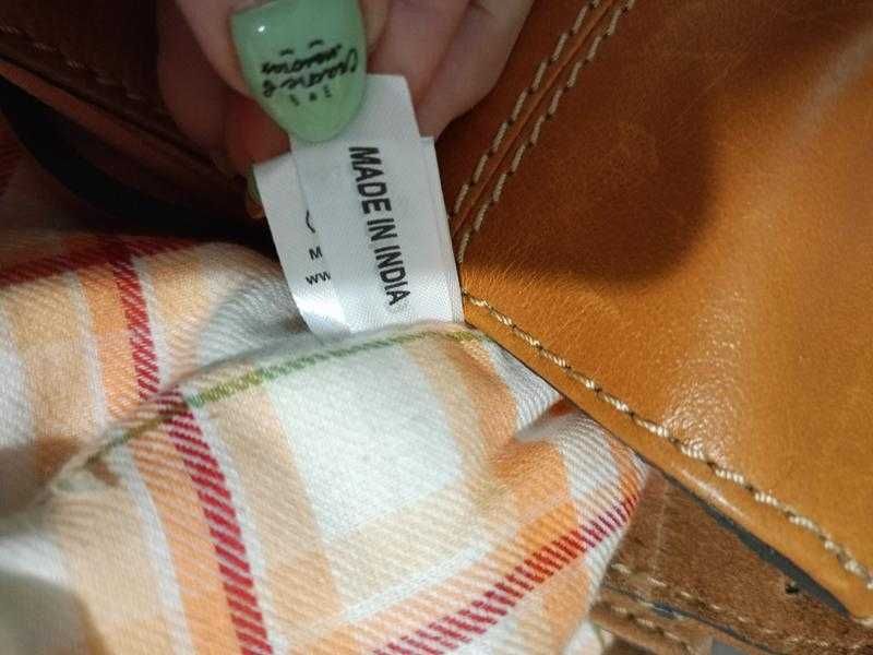 Стильна сумка в руку/на плече від Clarks у кольорі кемел