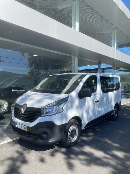 Renault Trafic 1.6 dCi Nacional • 9 Lugares