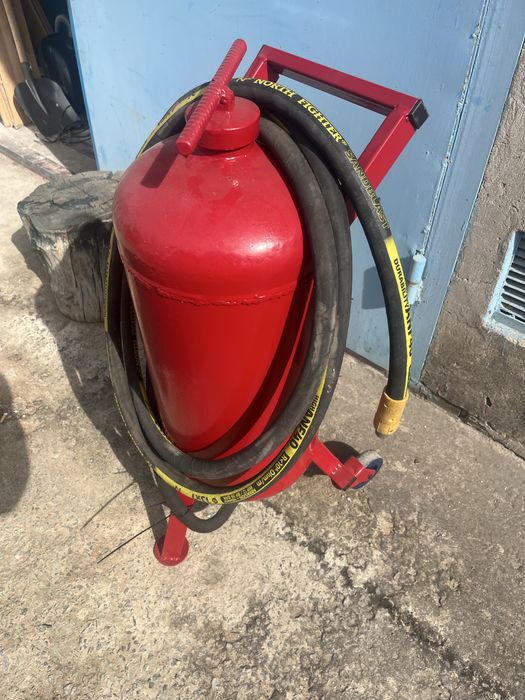 Піскоструй пескоструй піскострумен