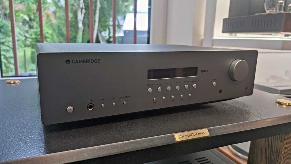 Cambridge AXR100  amplituner stereo