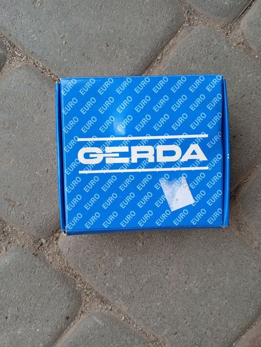 Zamek nawierzchniowy z pokrętłem do drzwi Gerda
