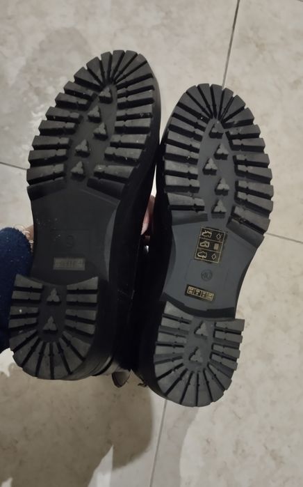 Botas pretas estilo gótico NOVAS