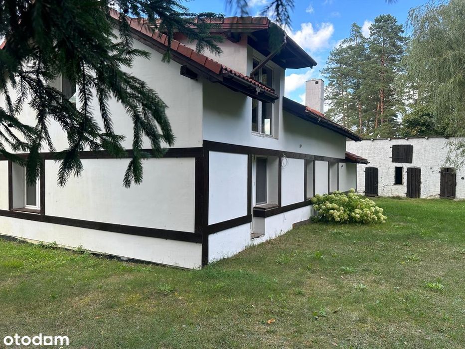 Dom otoczony lasem (brak sąsiadów)  blisko jeziora Kalwa, Bezpośrednio
