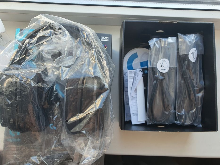 Наушники Logitech g635