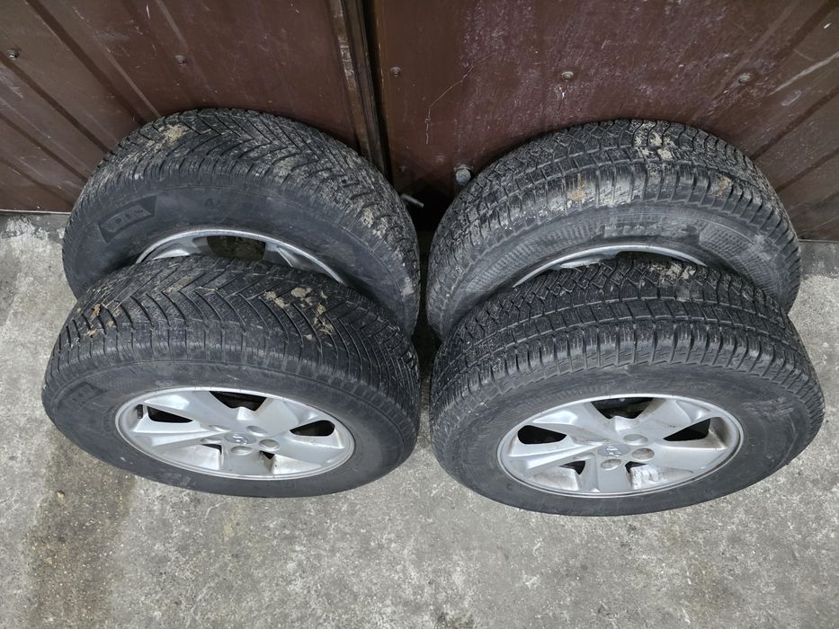 Koła opony alufelgi Hyundai ix35 16 cali 5x114.3 215/70/16