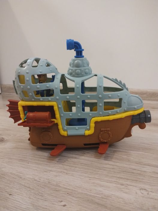 Wodny statek Fisher Price z figurką pirata Jaka z Nibylandii