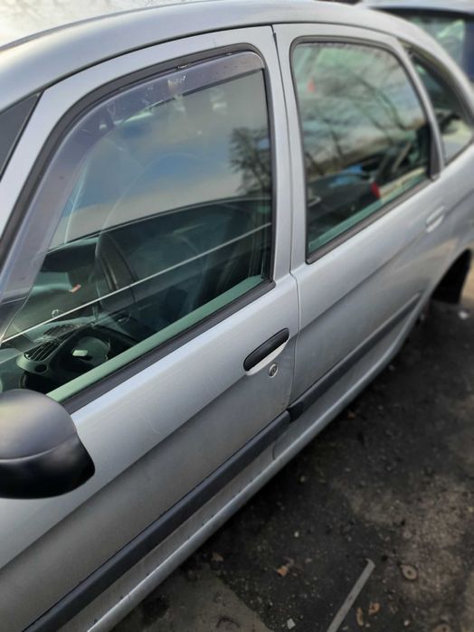 Szyba boczna Xsara Picasso