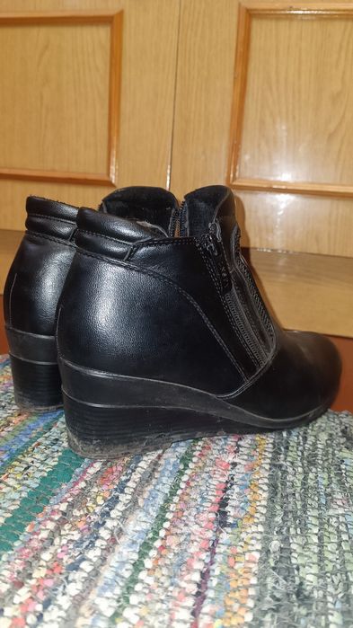 Жіночі ботіночки