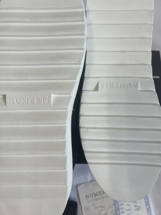 кросівки Numeris