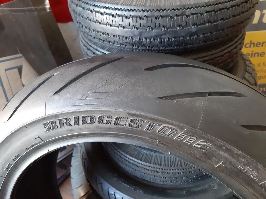 Мото шина 190/55ZR17 Bridgestone Battlax S21 2021р з Німеччини