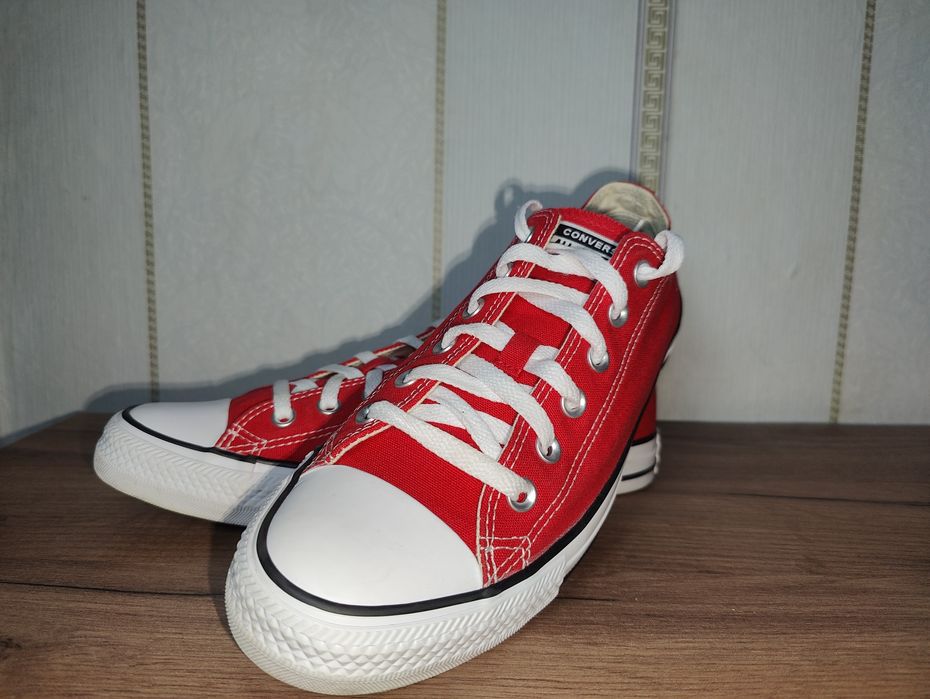 Converse Chuck Taylor All Star Low Red