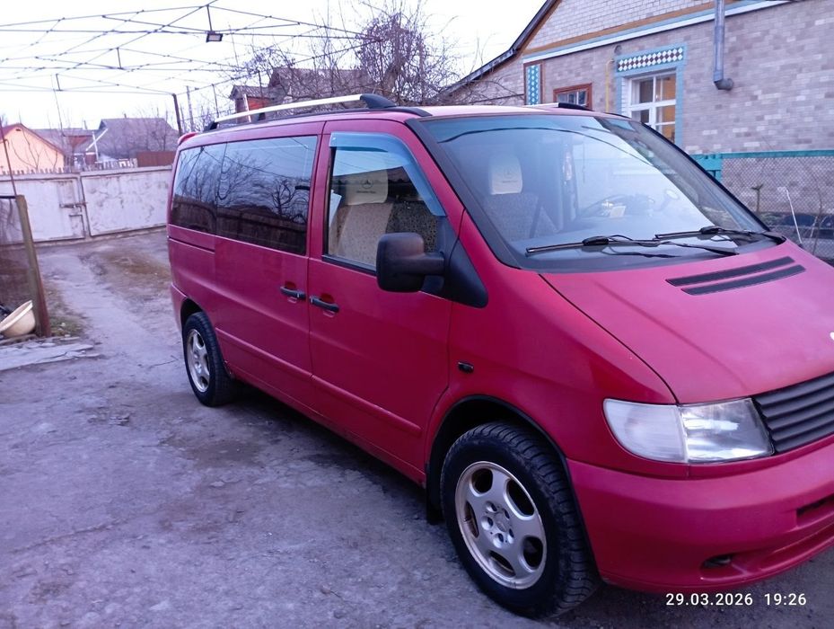 Продам сімейний автомобіль
