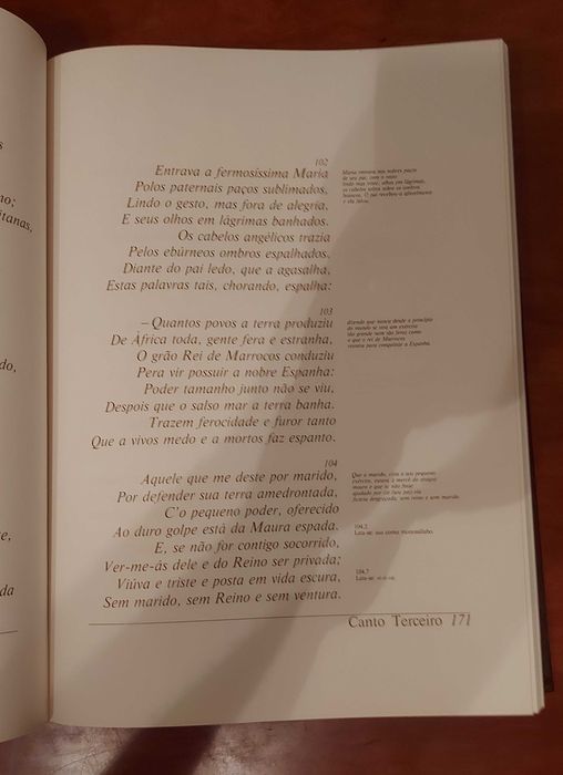 Os Lusíadas – Luís de Camões (Edição Monumental Figueirinhas / Porto)