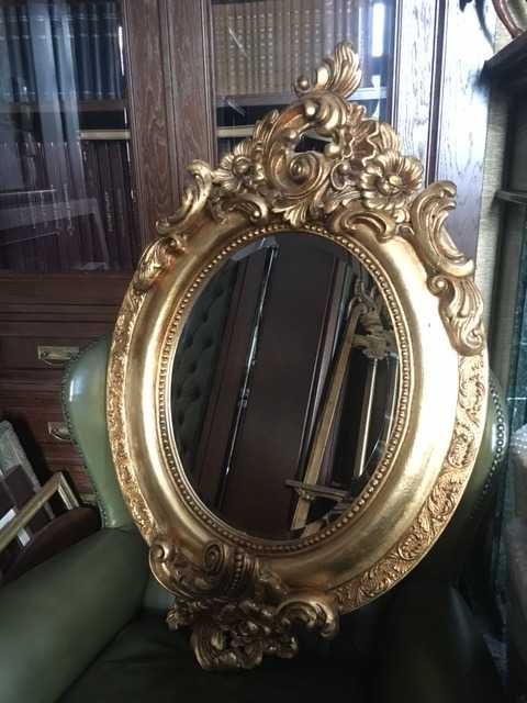 Lustro pięknie zdobione