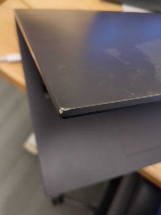 LG Gram 17" (2023) | i7-1360P | 32GB RAM | 2TB SSD | (teclado alemão)