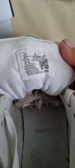 Buty  sportowe damskie Air Jordan  40.Buty włożone 2,3 razy,stan bardz