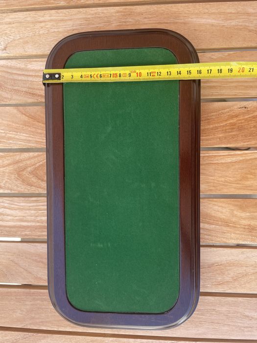 Suporte com tapete para jogo de dados