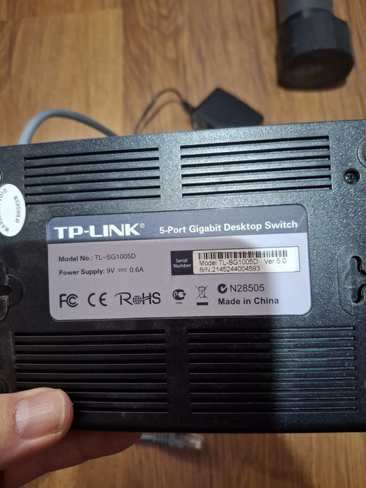 Switch Tp LINK SG1005D