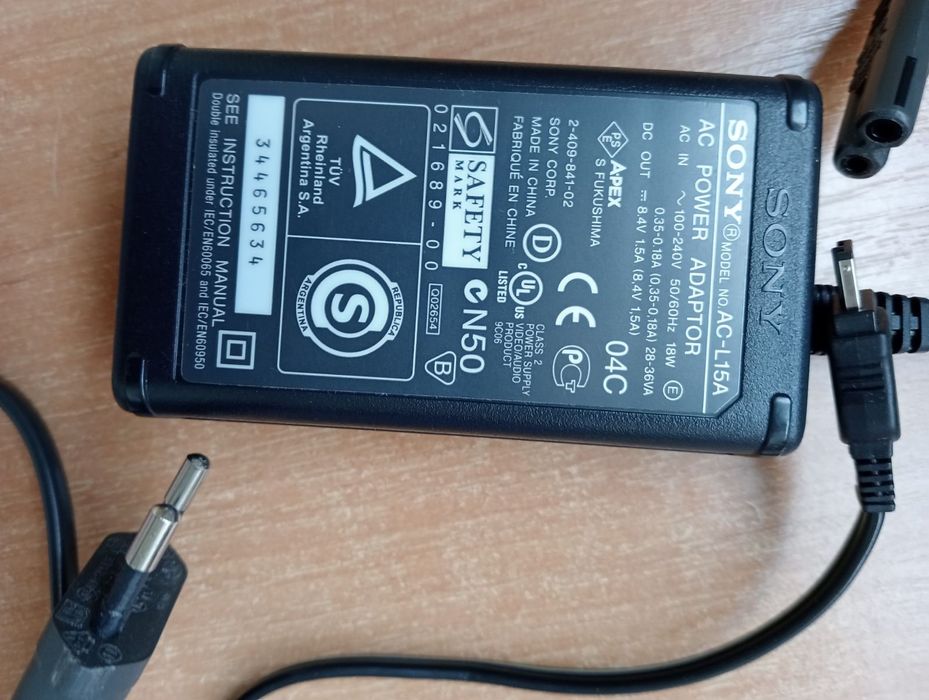 Відеокамера Sony Handycam video Hi8 CCD-TRV 228 E/TRV 428 E  Digital 8 Japan