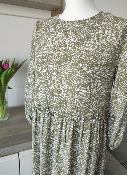 Sukienka midi na jesień na długi rękaw khaki 38 M Primark