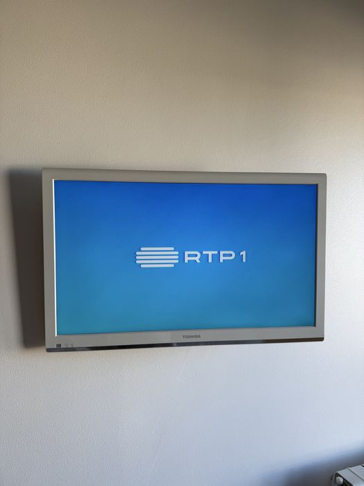 Televisao TOSHIBA 23”