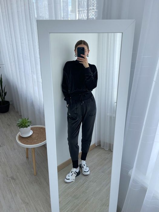 Adidas Holidayz Cozy Velour Suit