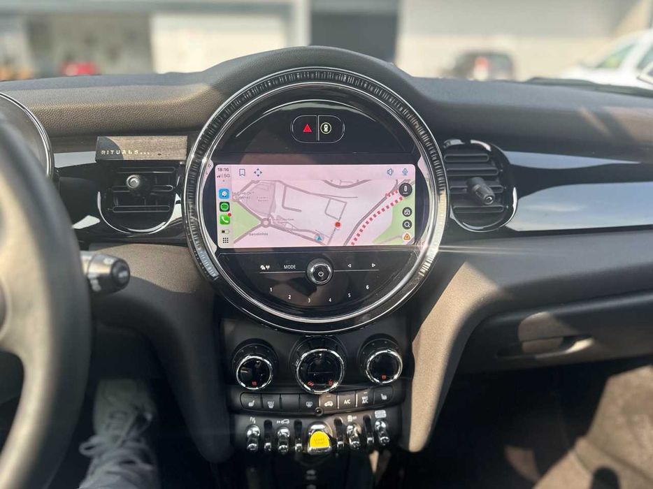 MINI Cooper 3 portas Premium Plus