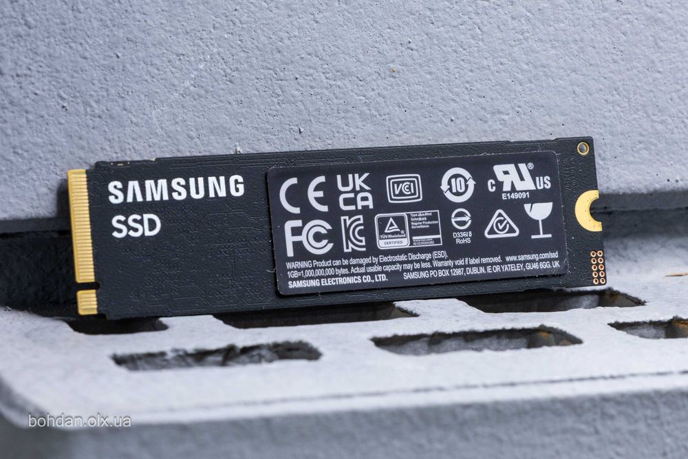 Samsung 9100 PRO 1TB NVMe SSD (MZ-VAP1T0BW)