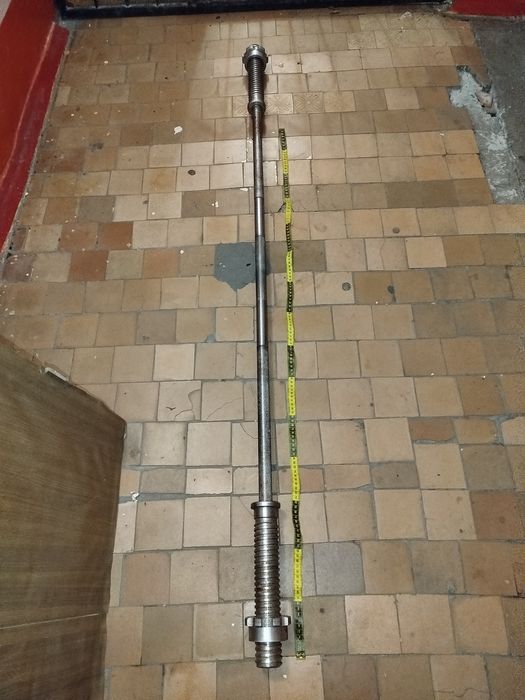 Гири 8,16,24,32 кг. Гриф, эталонные гири.