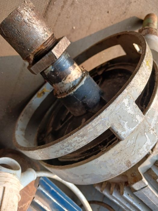 Водяной насос (харьков)