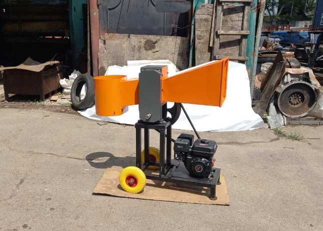 ВИРОБНИК! Подрібнювач гілок З ДВИГУНАМИ(гілка 80мм;100мм;120мм)щепоріз