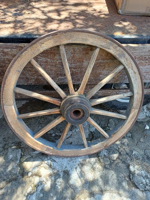 Roda de carro de bois