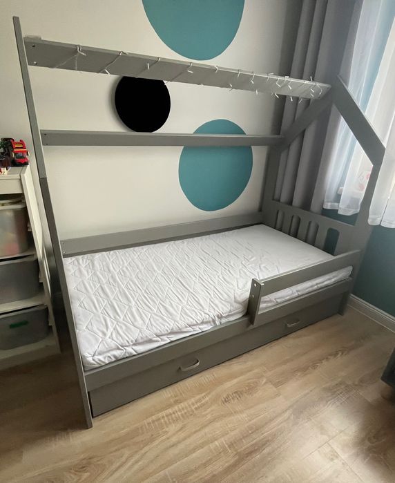 Łóżko domek dziecięce 80x160 z materacem