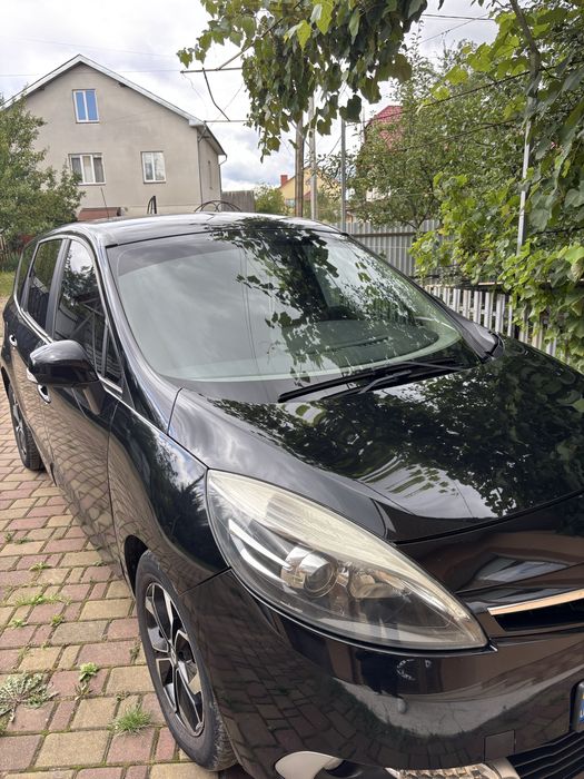 Grand Scenic 2014р. – 7 місць, економний та комфортний