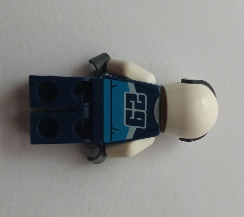 Lego minifigurka  kierowca cty1110
