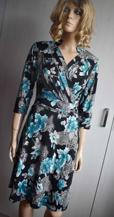 Sukienka 34 XS S kwiaty elegancka do kolan luźna trapezowa rękaw 3/4