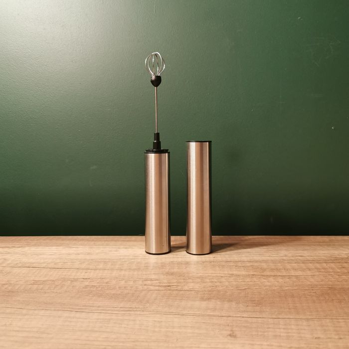 Spieniacz do mleka Mosuo MFB1501D z możliwością ładowania