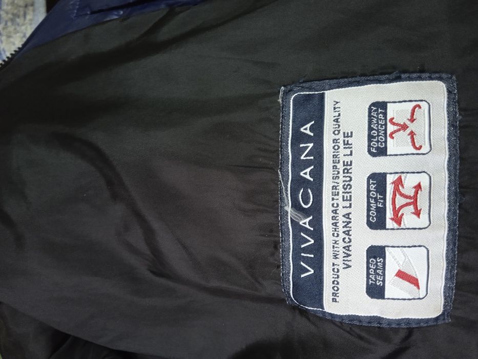 Продам теплу куртку