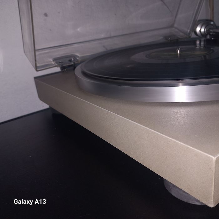 Gira-discos pioneer PL 514