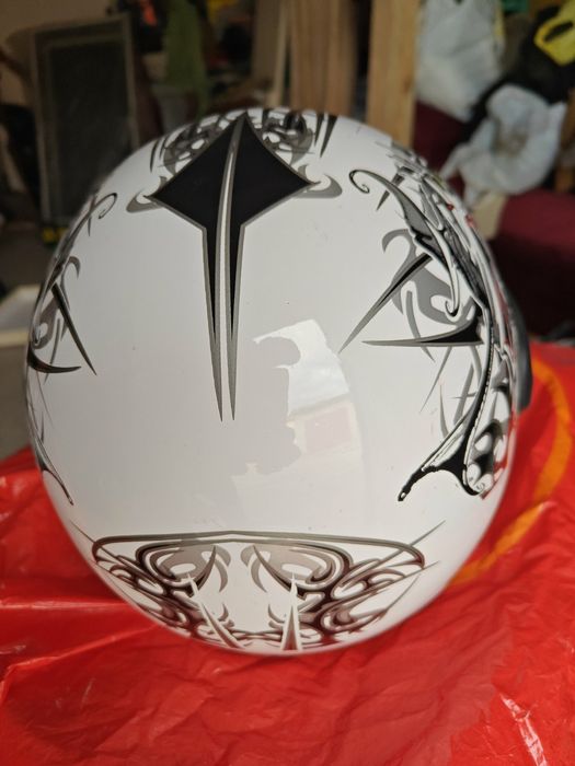 Шлем защитный мотоцыклетный