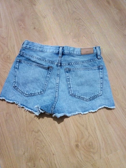 Spodenki krótkie 36.      14