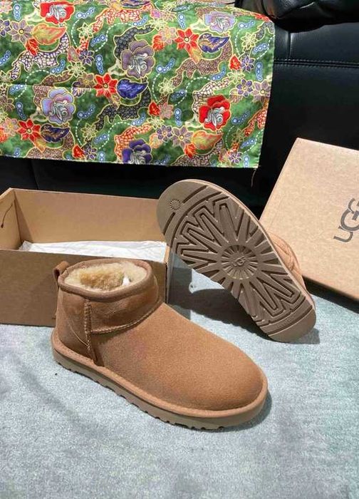 UGG_Classic_Ultra_Mini_Boot R.36