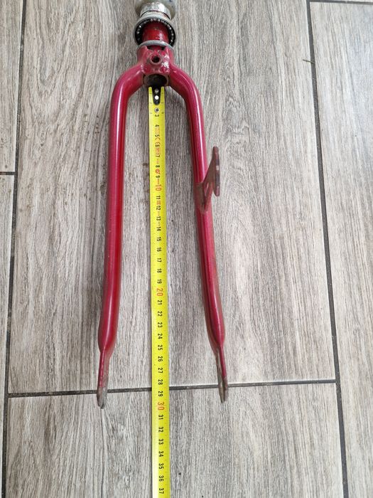 Widelec rowerowy przedni sztywny Romet 20 cali