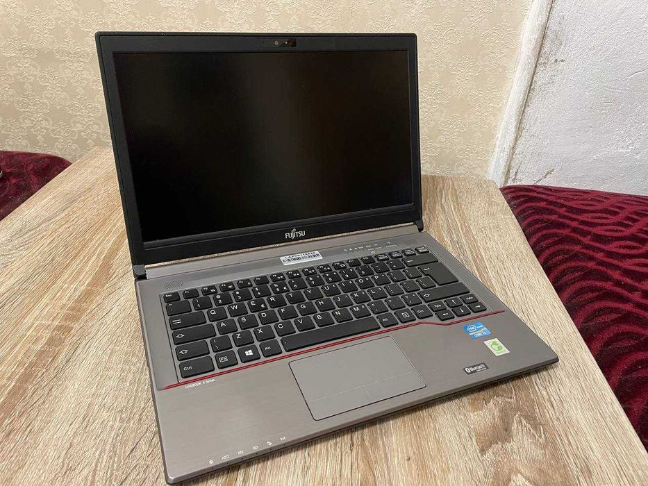Ноутбук Fujitsu Lifebook E743 Intel Core i5-3230M |5GB DDR3 некомплект