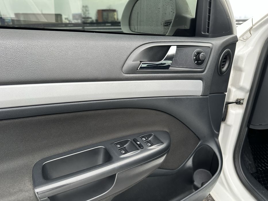 Skoda Octavia  Шкода Октавія А5-2012 рік випуску, 1,6 TDI.