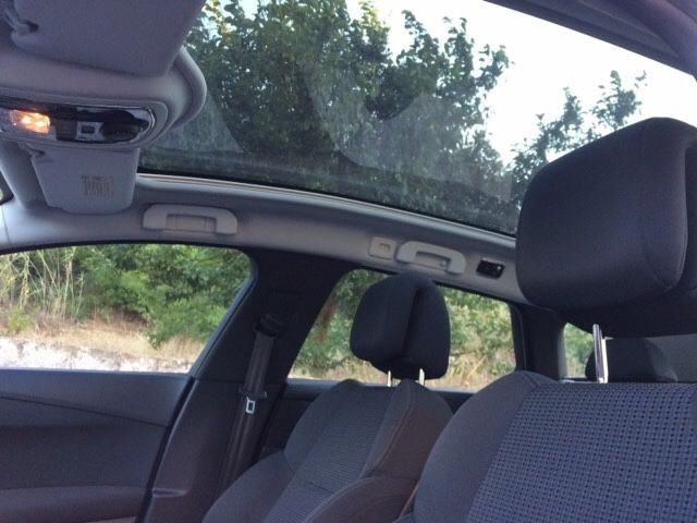 Peugeot 5008 SW 1.6 HDi Automático – 2011