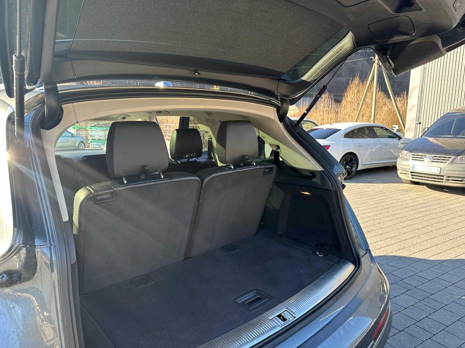 Audi Q7 2013 року Premium plus